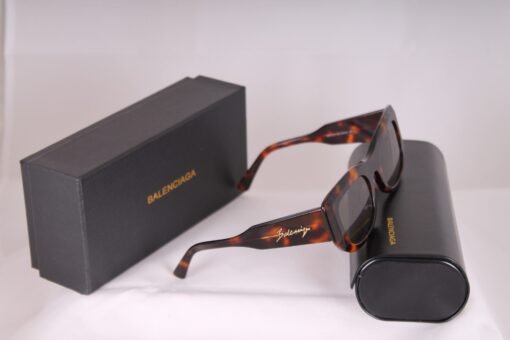 Balenciaga Women Sunglasses - Image 2